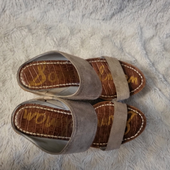 Sam Edelman Wedge - Picture 2 of 4